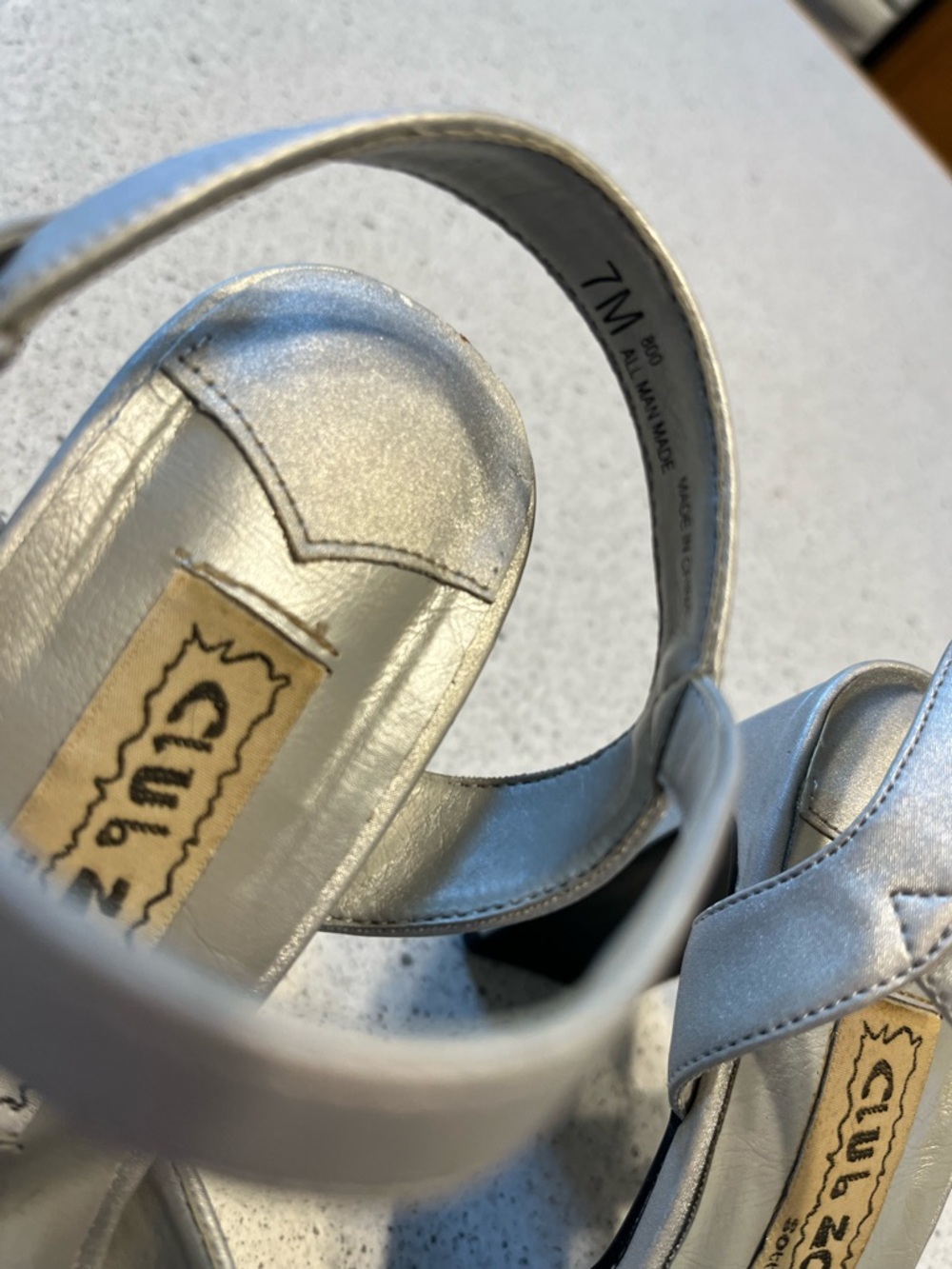 Vintage Club Zone Silver Platform Block Heel Sandals - Picture 5 of 9